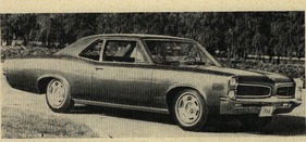 Pontiac Tempest - Tempest Custom - Le Mans 19/165-HP-6-Zyl.-Motor 1 Vergaser (1966)