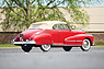 Pontiac Torpedo Eight Deluxe Convertible (1948) - als Lot 114 an der RM Auction Motor City vom 26. Juli 2014 (© Corey Silvia - Courtesy RM Auctions, 2014) Pontiac Torpedo Eight Deluxe Convertible (1948) - als Lot 114 an der RM Auction Motor City vom 26. Juli 2014 (© Corey Silvia - Courtesy RM Auctions, 2014)