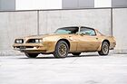 Pontiac Trans Am 'Solar Gold' (1977) - als Lot 108 angeboten an der Artcurial Rétromobile Paris Versteigerung am 2. Februar 2024