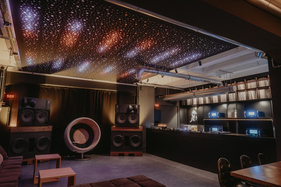 Pop-up-Listeningbar – Automuseum Prototyp Hamburg Pop-up-Listeningbar – Automuseum Prototyp Hamburg
