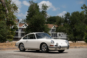 Bild Porsche 11 S Coupe (1967) - als Lot 165 angeboten an der RM/Sotheby's "Driving into Summer" 2020 Versteigerung