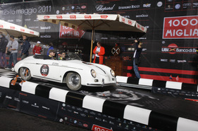 Porsche 356 1500 Speedster 1955 an der Mille Miglia 2011 (1955)