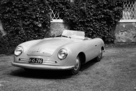 Porsche 356 (1948) - frühe Variante mit Mittelmotor