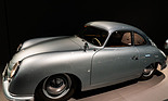 Porsche 356 (1952) - in der Ausstellung "PS:. Ich liebe Dich. Sportwagen-Design der 1950er - 1970er Jahre"