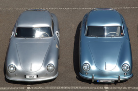 Porsche 356 (1952) - zusammen mit einem Modell von 1953 - beide mit Knickscheiben - Porsche Classic Day 2018 in Schinznach-Bad (1952)