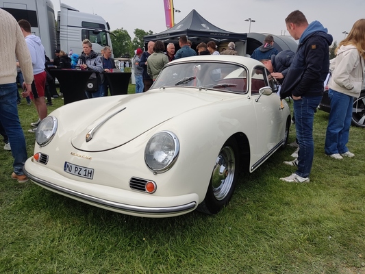 Porsche 356 A 1600 Super (1957) – Porsche-Treffen Dinslaken 2022
