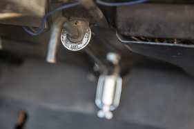 Porsche 356 A 1600 Super (1957) - der Benzinhahn, mit Reservestellung