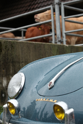 Porsche 356 A (1957) - im Feld 2 (GT-Fahrzeuge) an der Bergprüfung Altbüron 2015