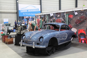 Porsche 356 A "European" (1956) in Restaurierung bei der Pantheon Classic Garage – Swiss Classic World Luzern 2022