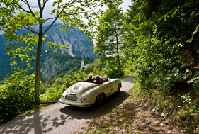 Bild Porsche 356 A Speedster (1956) - Marathon-Etappe - bei Pürgg - Ennstal-Classic 2014