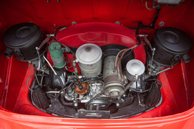 Porsche 356 B 1600 (1961) - der Boxermotor baut kompakt