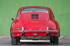 Porsche 356 B 1600 (1961) - die Auspuffenden sind in den Stossstangenhörnern integriert