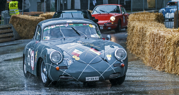 Porsche 356 BT5 von 1961 auf dem Rundkurs