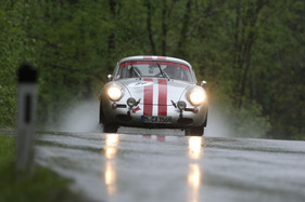 Porsche 356 Coupé (1964) - am Start in der Sportwagenklasse  - Gaisbergrennen 2013 - Berglauf auf den Gaisberg am Freitag