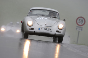 Porsche 356 GT (1957) - am Start in der Rennwagenklasse  - Gaisbergrennen 2013 - Berglauf auf den Gaisberg am Freitag