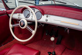 Porsche 356 Speedster 1500 (1955) - einfaches und zweckmässiges Cockpit