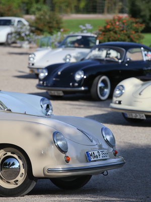 Porsche 356- und 911-Modelle in farblicher Eintracht - Classic-Gala Schwetzingen 2018