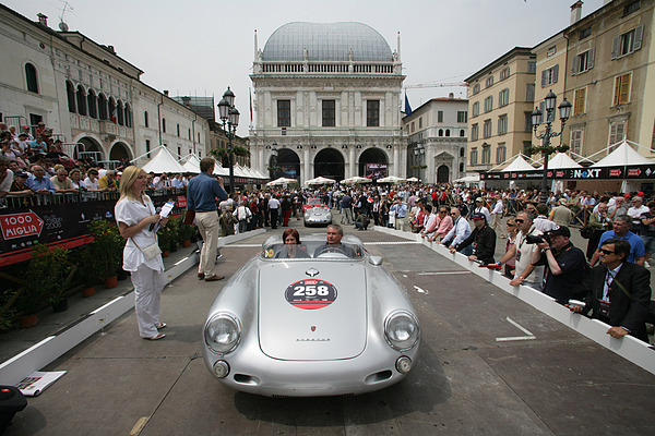 Porsche 550 / 1500RS (1956) an der historischen Mille Miglia