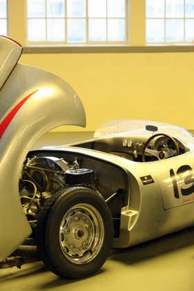 Porsche 550 (1954) - anlässlich des Klausenrennen Prologs 2012 im Gotthard Motorpark