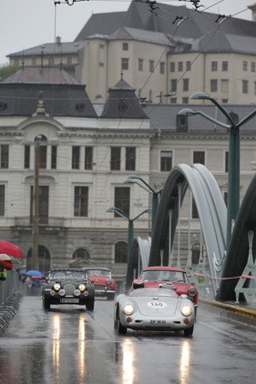 Porsche 550 Spyder (1955) - am Start in der Rennwagenklasse  - Gaisbergrennen 2013 - Stadt-Grand-Prix in Salzburg am Donnerstag