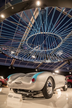 Porsche 550 Spyder (1955) - versteigert als Lot 143 an der RM/Sotheby's Auktion in Paris am 3. Februar 2016