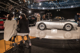 Porsche 550 Spyder (1955) - versteigert als Lot 143 an der RM/Sotheby's Auktion in Paris am 3. Februar 2016
