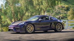 Porsche 718 Cayman GT4 RS Weissach (2023) - als Lot 132 an der Broad Arrow Porsche Auction with Air|Water 2024