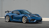 Bild: Porsche 718 Cayman GT4 RS Weissach Package (2024) - als Los 253 der "Porsche Air|Water Auction 2026" von Broad Arrow Auctions