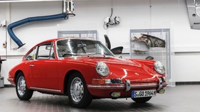 Porsche 901 (1964) - Sonderschau 911 - Scheunenfund Restaurierungsprozess Porsche 901 (1964) - Sonderschau 911 - Scheunenfund Restaurierungsprozess