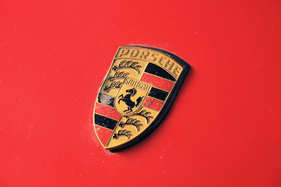 Porsche 901 Cabriolet Prototyp (1964) - das Email des Porschezeichen ist auch nicht mehr ganz taufrisch