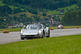 Porsche 904 Carrera GTS (1964) - auf dem Flugplatz Niederöblarn an der Chopard Racecar-Trophy 2014 (Ennstal-Classic)