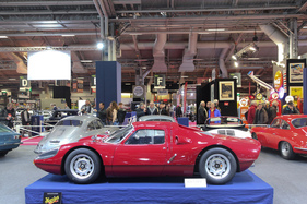 Porsche 904 GTS (1964) - das Höchstgebot von EUR 1,6 Millionen lag auf Höhe des Schätzwerts - Lot 035 an der Artcurial Rétromobile Versteigerung 2018