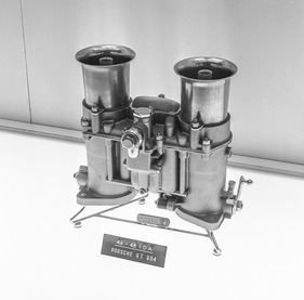 Porsche 904 GTS (1965) - Vergaseranlage - Genfer Automobilsalon 1965