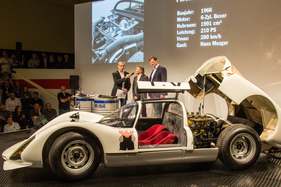 Porsche 906 (Carrera 6) (1966) - auf der Bühne