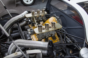 Porsche 906 (Carrera 6) (1966) - frisch gepützt