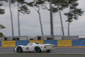 Porsche 907 (1967) - im Plateau 5 (1966-1971) an der Le Mans Classic 2012