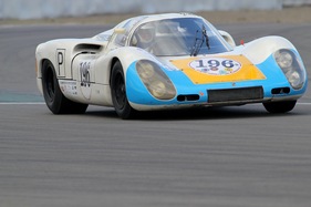 Porsche 907 (1967) - im Rennen R6 zu FIA Masters Historic Sports Car Championship am AvD Oldtimer Grand Prix 2013
