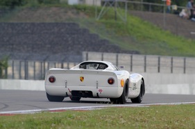 Porsche 907 (1967) - im Rennen R6 zu FIA Masters Historic Sports Car Championship am AvD Oldtimer Grand Prix 2013