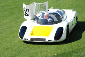 Porsche 907 LH (1968) - als Gewinner der "Most Significant Race Car" Trophäe am Amelia Island Concours d'Elégance 2011