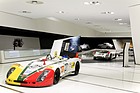 Bild: Porsche 908/02 Spyder LH (1970) an der Sonderausstellung im Porsche Museum: Erstmals ausgestellt - Der Porsche 908/02 Spyder LH, besser bekannt als Haifischflosse, holt 1970 den 3. Platz im Gesamtklassement.