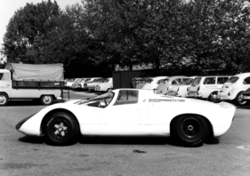 Porsche 908 (1968) - Werksaufnahme der Dreiliter-Sportwagens in Zuffenhausen im Mai 1968