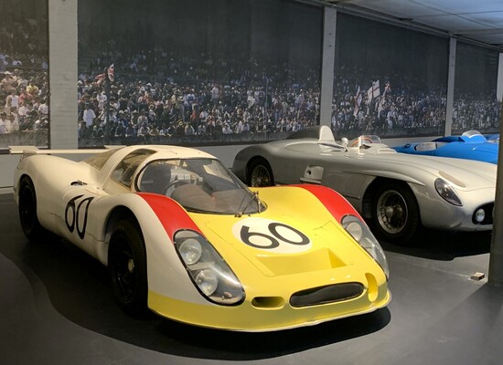 Porsche 908 ehemalig von Jo Siffert – Tim und Struppi-Ausstellung – Musée National de l'Automobile Mulhouse