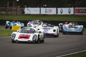 Porsche 910 (1968) - im Rennen um die Whitsun Trophy - Goodwood Revival 2018