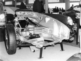 Porsche 911 (1966) - Sicherheitslenksystem, präsentiert am Genfer Autosalon