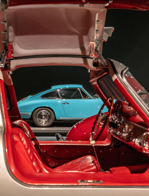 Porsche 911 (1967) - in der Ausstellung "PS:. Ich liebe Dich. Sportwagen-Design der 1950er - 1970er Jahre"