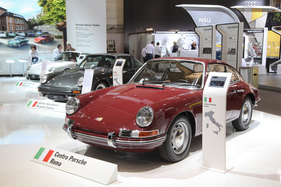 Porsche 911 (1970) - schöne Klassikern bei den Porsche Classic Händlern (Techno Classica 2017)