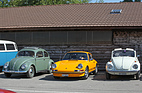 Image: Porsche 911 (1972) - between two VW Beetles - Oldtimer Sunday Morning May 2022