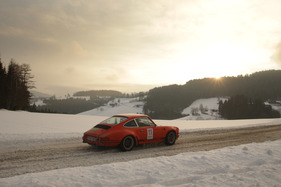 Bild Porsche 911 (1976) - an der Aflenzer Winterclassic 2013