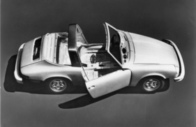 Porsche 911 (1976) - zur Rostvorsorge wurden viele Teile der Karosserie feuerverzinkt