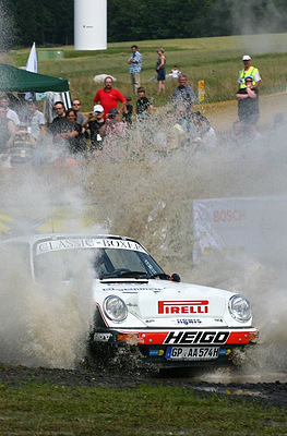 Porsche 911 (1980) mit Walter Röhrl am Eifel Rallye Festival 2012